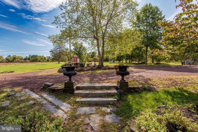 3605 WINDY BUSH RD, New Hope, PA 18938