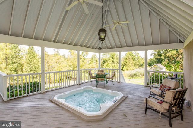 3605 WINDY BUSH RD, New Hope, PA 18938