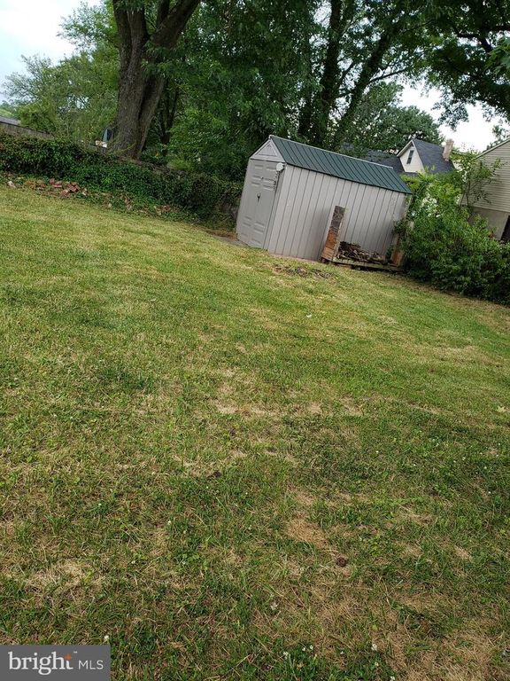 100 OAK AVE, Glen Burnie, MD 21061