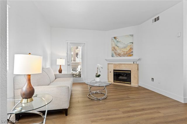5250 South Rainbow Boulevard 1086, Las Vegas, NV 89118