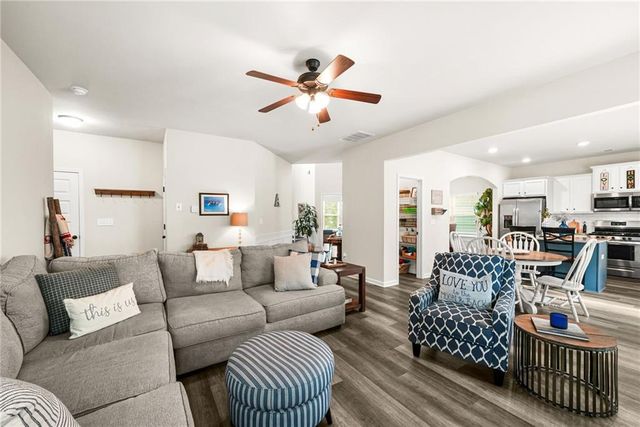 408 Rio Dell Court, Locust Grove, GA 30248