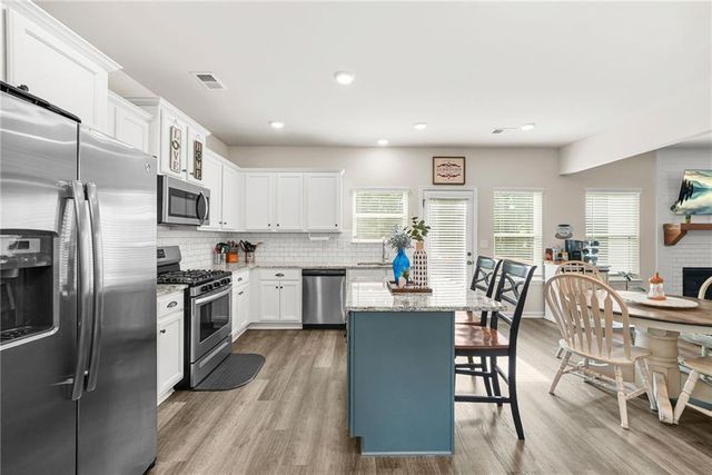 408 Rio Dell Court, Locust Grove, GA 30248
