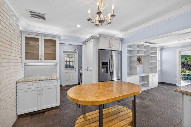 616 S N Street, Lake Worth Beach, FL 33460