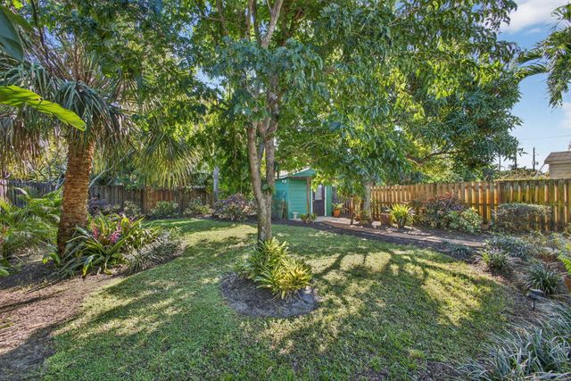 616 S N Street, Lake Worth Beach, FL 33460