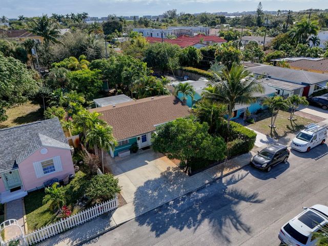 616 S N Street, Lake Worth Beach, FL 33460