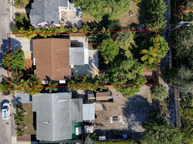 616 S N Street, Lake Worth Beach, FL 33460
