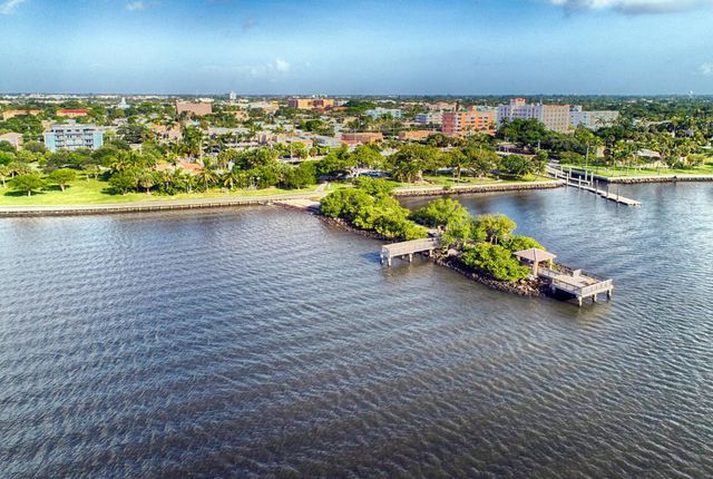 616 S N Street, Lake Worth Beach, FL 33460