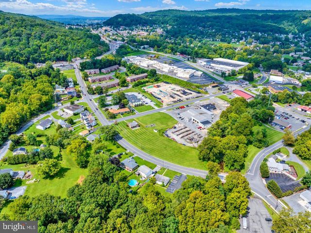 3118 OLEY TURNPIKE RD, Reading, PA 19606