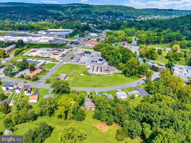 3118 OLEY TURNPIKE RD, Reading, PA 19606