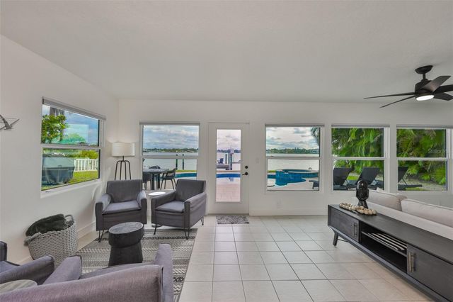 387 12TH AVENUE, Indian Rocks Beach, FL 33785