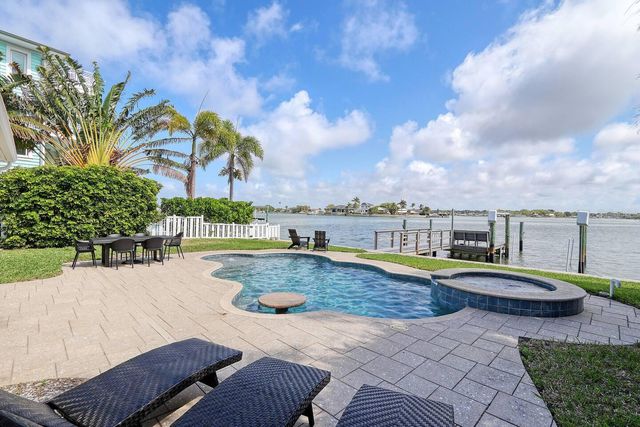 387 12TH AVENUE, Indian Rocks Beach, FL 33785