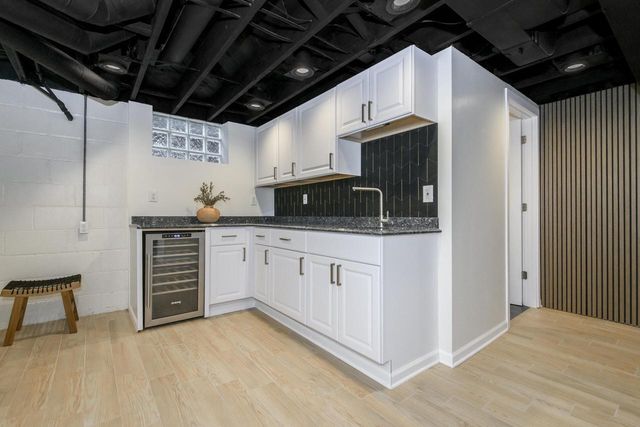 4019 S Kansas AVENUE, Saint Francis, WI 53235