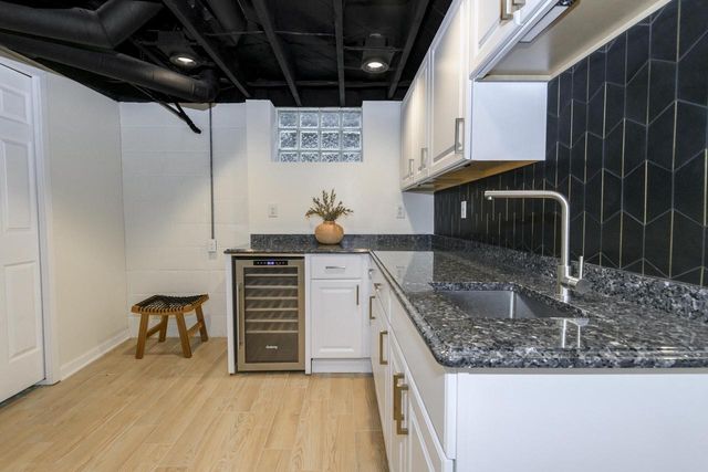 4019 S Kansas AVENUE, Saint Francis, WI 53235