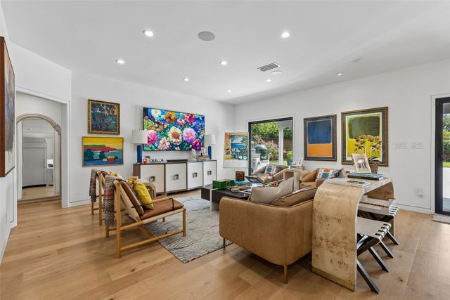 6242 Prospect Avenue, Dallas, TX 75214