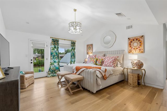 6242 Prospect Avenue, Dallas, TX 75214