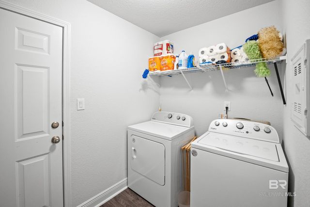 23038 Ridgewood Drive, Robertsdale, AL 36567