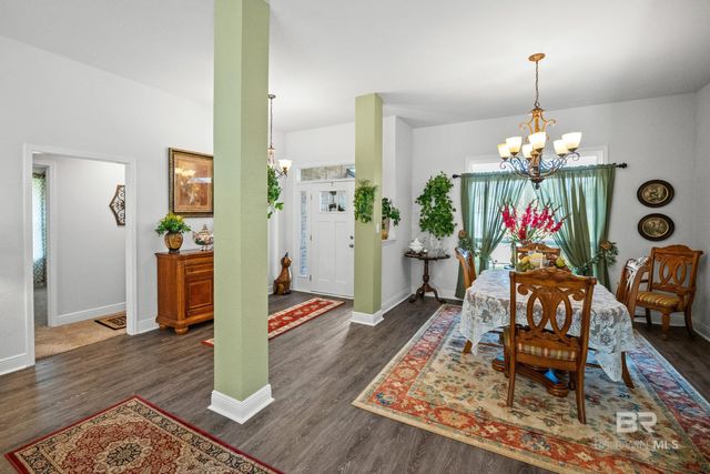 23038 Ridgewood Drive, Robertsdale, AL 36567