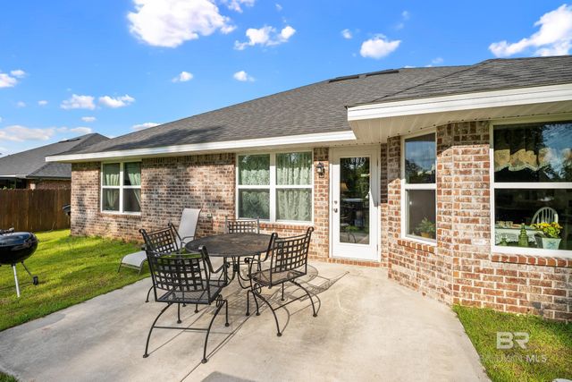 23038 Ridgewood Drive, Robertsdale, AL 36567