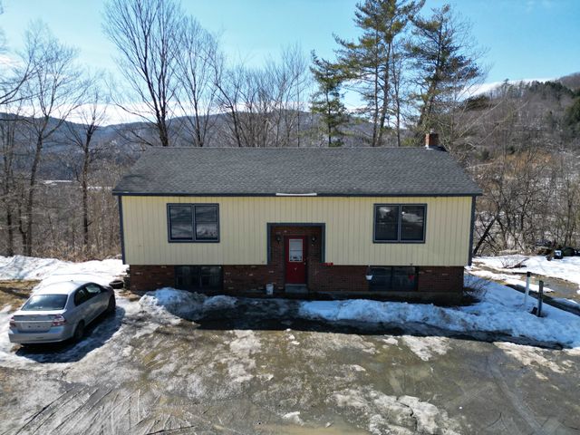 37 Dee Haven Lane, Sharon, VT 05065