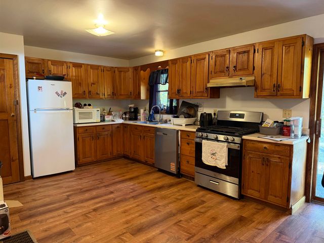 37 Dee Haven Lane, Sharon, VT 05065