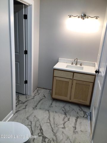 313 Pine Valley Dr, Shepherdsville, KY 40165