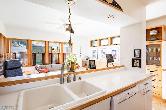 1209 5th Street N, Fargo, ND 58102
