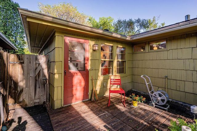 1209 5th Street N, Fargo, ND 58102