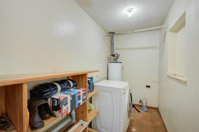 1421 N Avenue S, Freeport, TX 77541