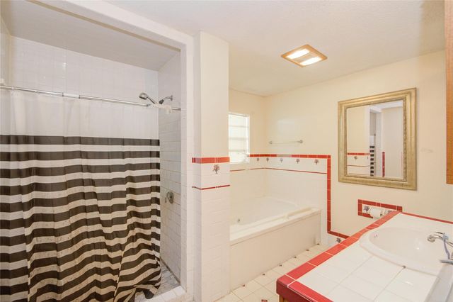 1421 N Avenue S, Freeport, TX 77541