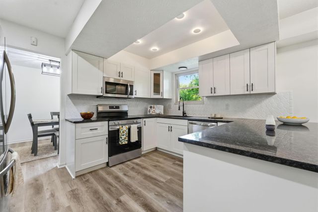 5446 Blue Ash Road, Columbus, OH 43229