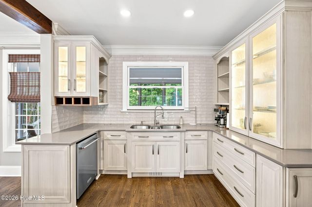 629 Blue Point Drive, Wilmington, NC 28411