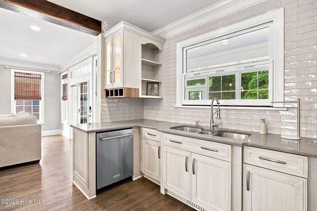 629 Blue Point Drive, Wilmington, NC 28411