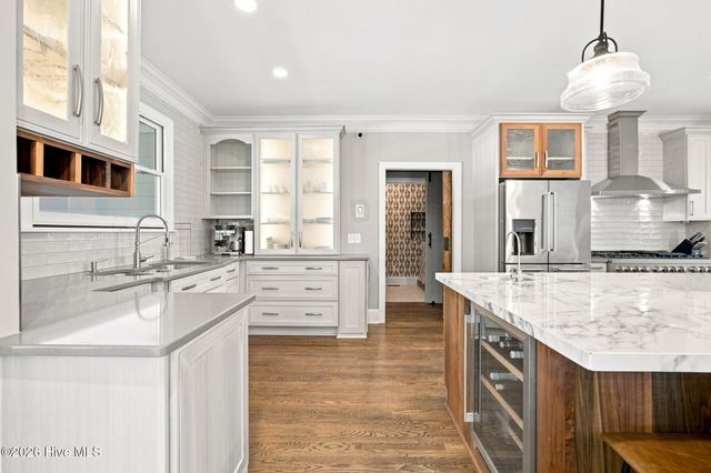 629 Blue Point Drive, Wilmington, NC 28411