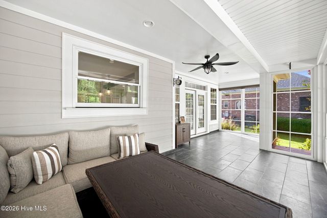 629 Blue Point Drive, Wilmington, NC 28411