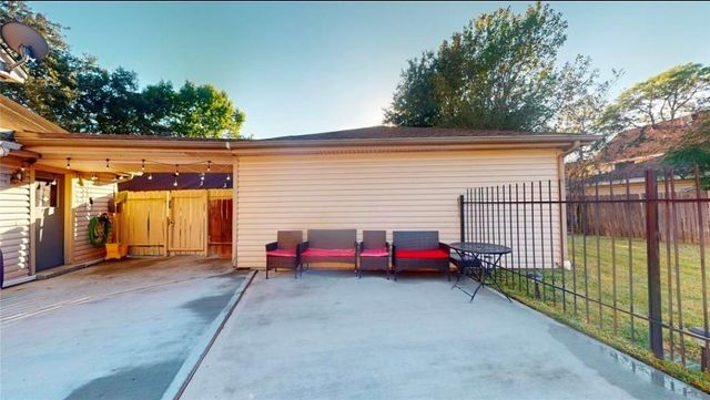 4026 Ash Hollow Drive, Houston, TX 77082