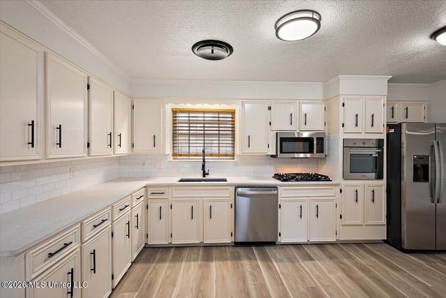 13 Rob Lane, Jackson, MS 39212