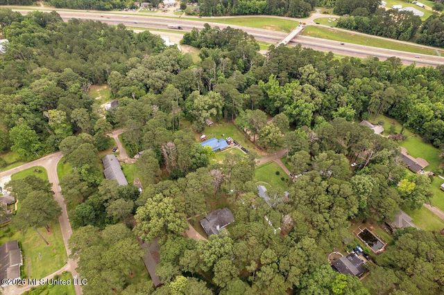 13 Rob Lane, Jackson, MS 39212
