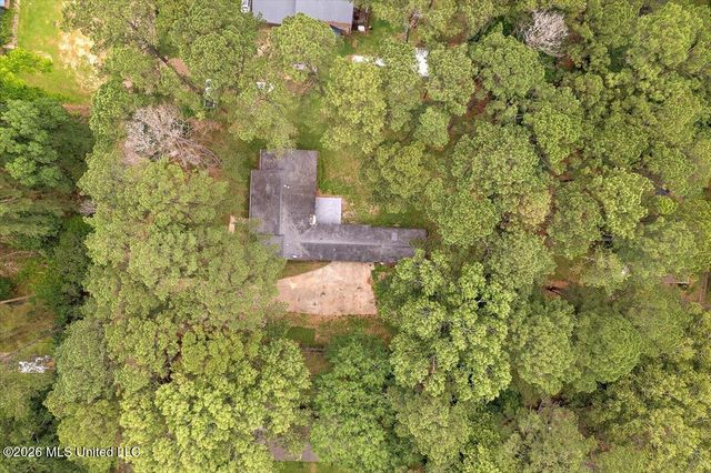 13 Rob Lane, Jackson, MS 39212