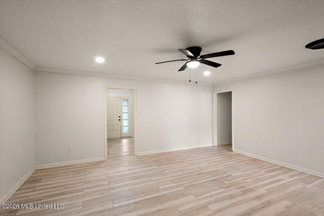 13 Rob Lane, Jackson, MS 39212