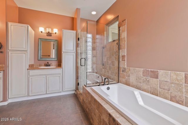 3142 E WINDMERE Drive, Phoenix, AZ 85048