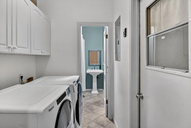 3111 GLENVIEW Ave, Austin, TX 78703