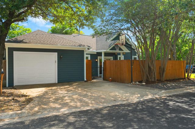3111 GLENVIEW Ave, Austin, TX 78703