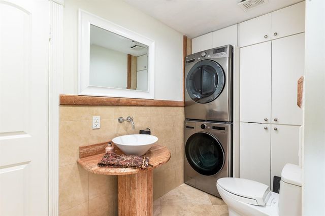 2909 S Ocean Boulevard 6a, Highland Beach, FL 33487