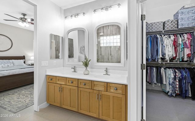 42903 N Courage Trail, Anthem, AZ 85086