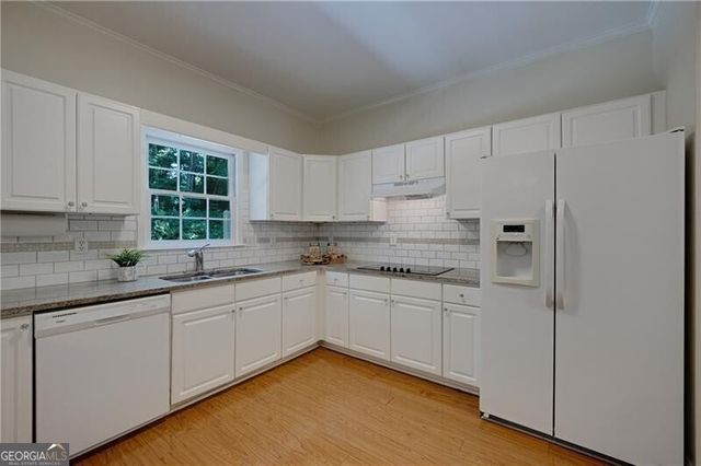 4075 Graham Way SW, Lilburn, GA 30047