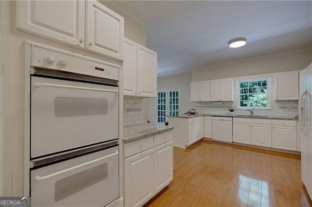 4075 Graham Way SW, Lilburn, GA 30047