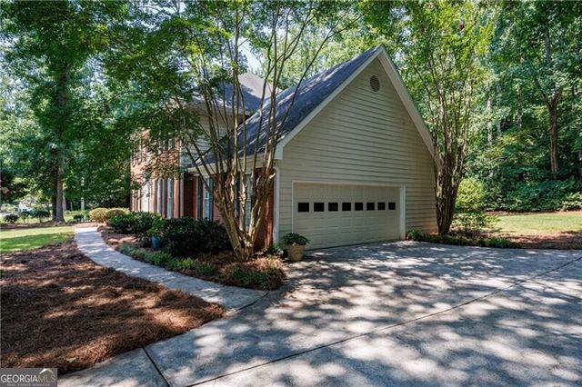 4075 Graham Way SW, Lilburn, GA 30047