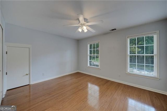 4075 Graham Way SW, Lilburn, GA 30047