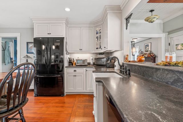 216 North Road, Candia, NH 03034