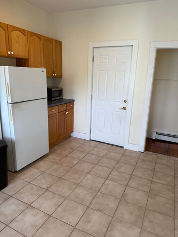 27 Park 6, Somerville, MA 02143